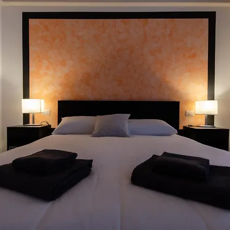 Privatunterkunft Orange